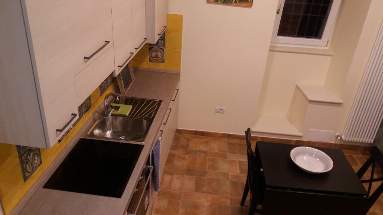 Via Barocci 34 Hotel Urbino Eksteriør billede