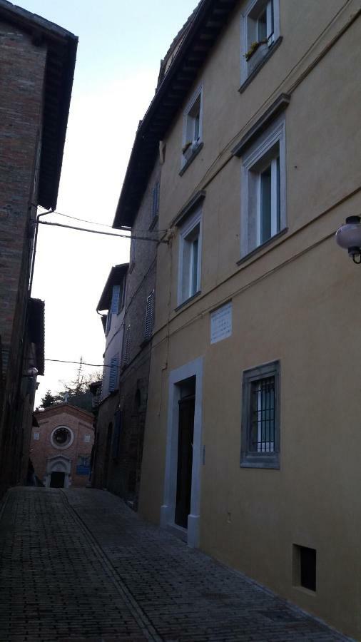Via Barocci 34 Hotel Urbino Eksteriør billede